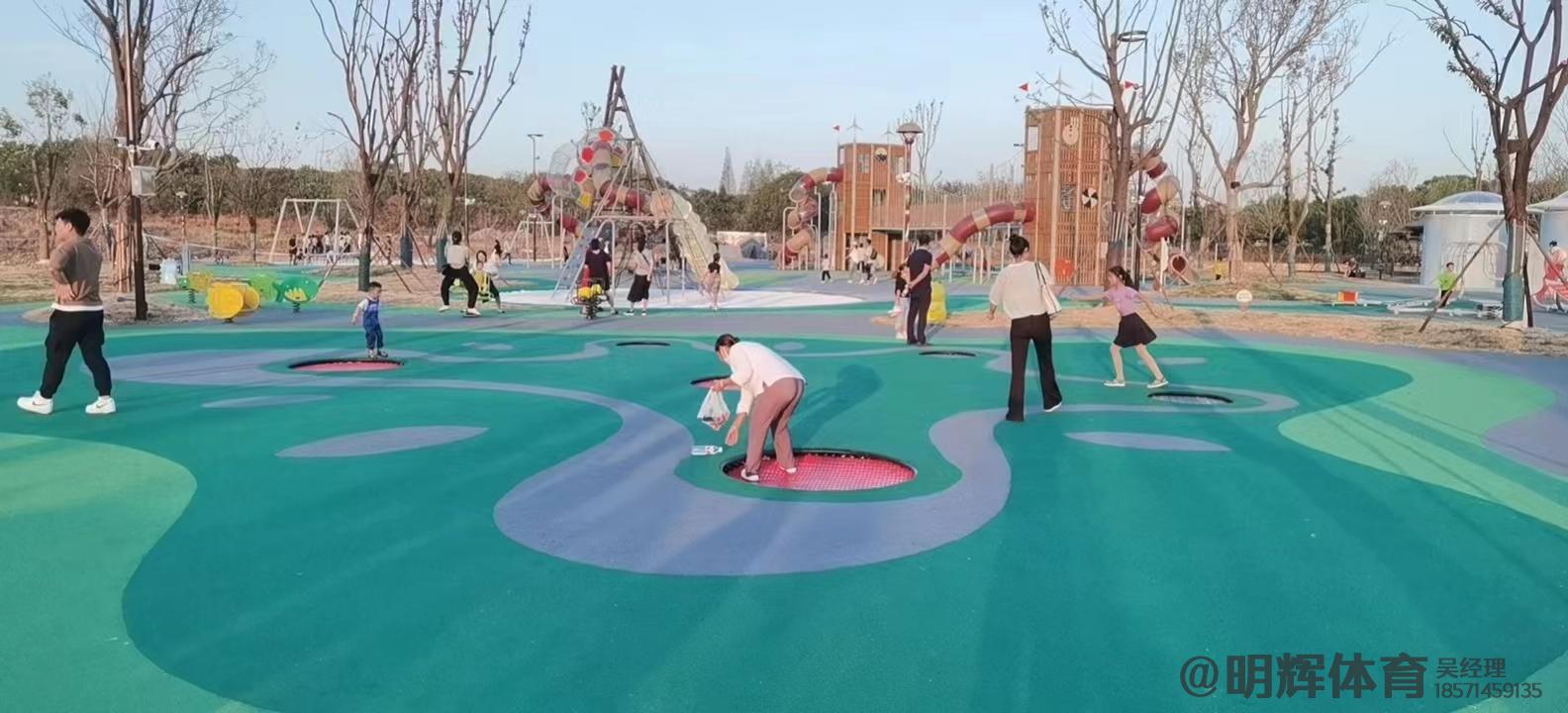 大理公园跑道是用什么材料做成的